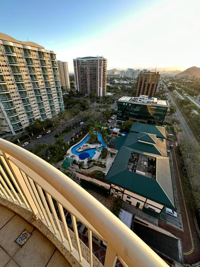 Flat Com Vista Panoramica -15- Na Barra Da Tijuca - Estacionamento Gratuito - Frigobar - Ar Condicionado - Piscina - Academia - Balsa Para Praia Gratis - Varanda - Vista Parcial Mar E Lagoa Rio de Janeiro Exterior photo
