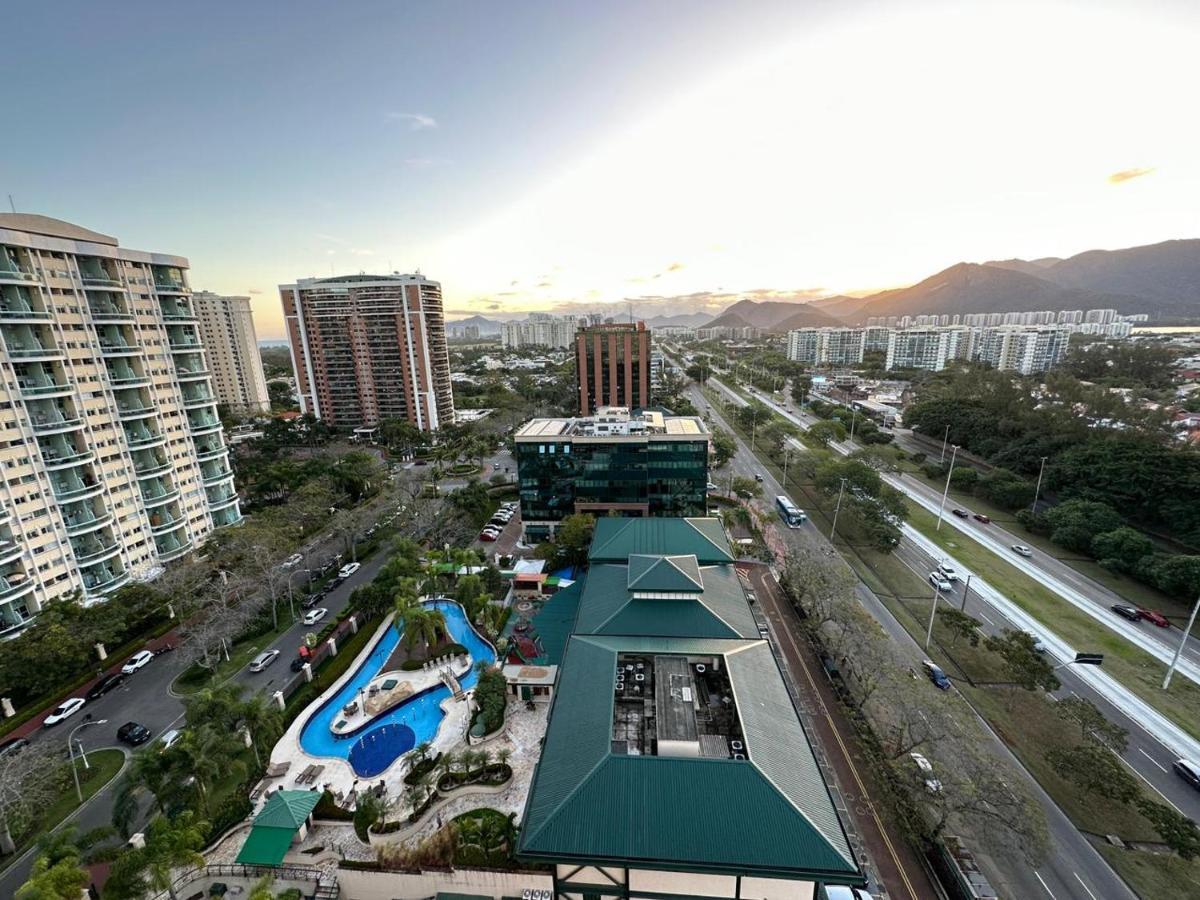 Flat Com Vista Panoramica -15- Na Barra Da Tijuca - Estacionamento Gratuito - Frigobar - Ar Condicionado - Piscina - Academia - Balsa Para Praia Gratis - Varanda - Vista Parcial Mar E Lagoa Rio de Janeiro Exterior photo