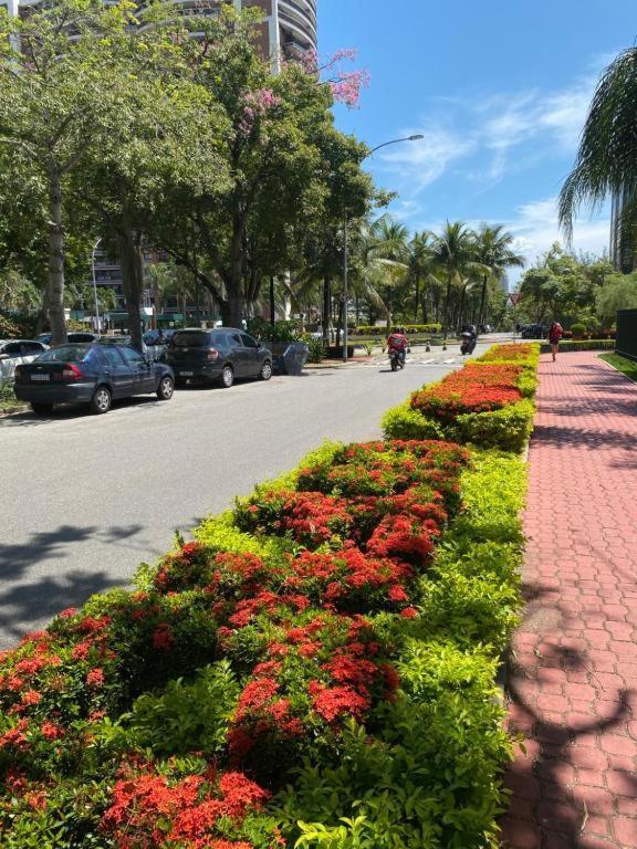 Flat Com Vista Panoramica -15- Na Barra Da Tijuca - Estacionamento Gratuito - Frigobar - Ar Condicionado - Piscina - Academia - Balsa Para Praia Gratis - Varanda - Vista Parcial Mar E Lagoa Rio de Janeiro Exterior photo