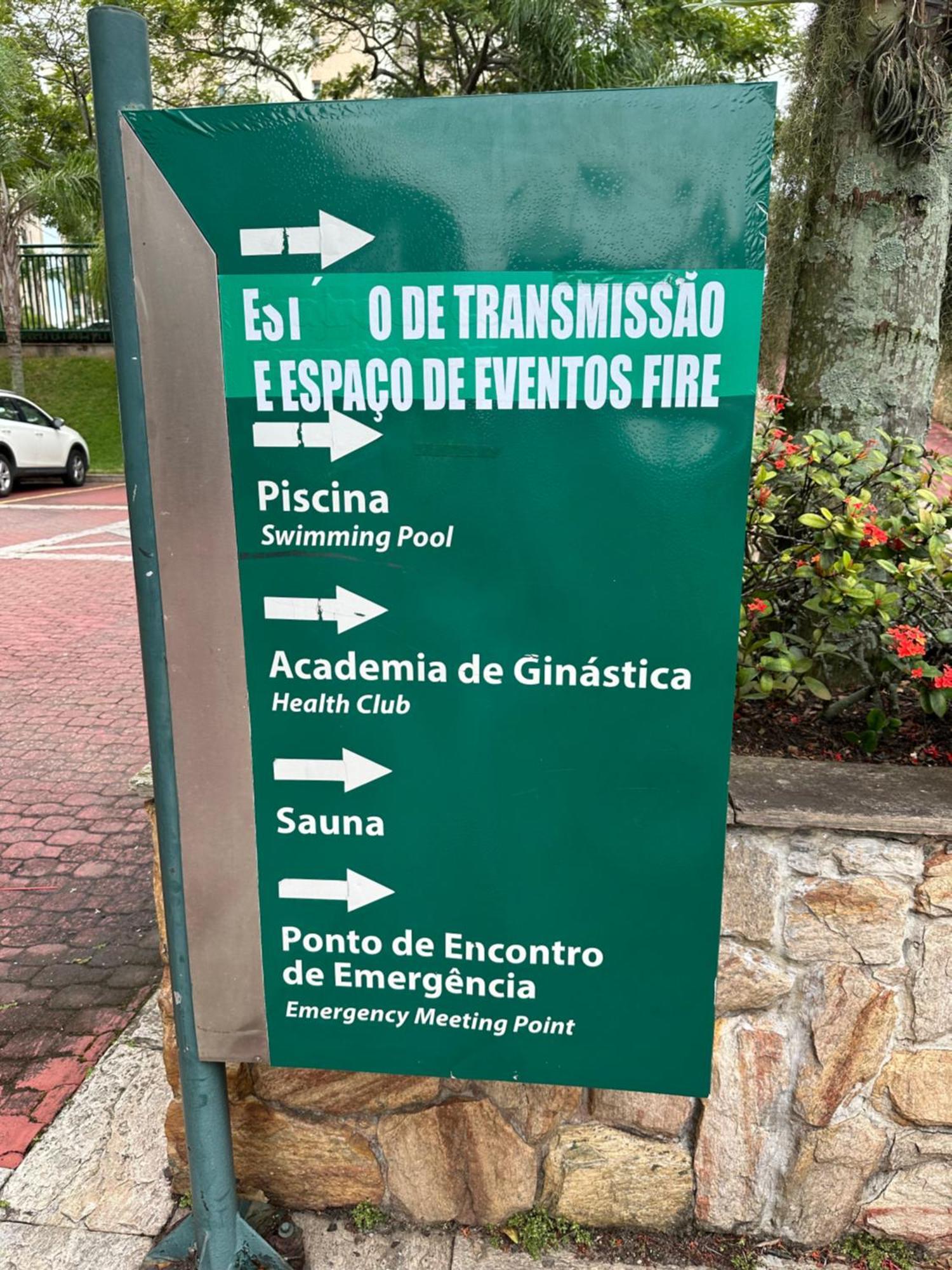 Flat Com Vista Panoramica -15- Na Barra Da Tijuca - Estacionamento Gratuito - Frigobar - Ar Condicionado - Piscina - Academia - Balsa Para Praia Gratis - Varanda - Vista Parcial Mar E Lagoa Rio de Janeiro Exterior photo